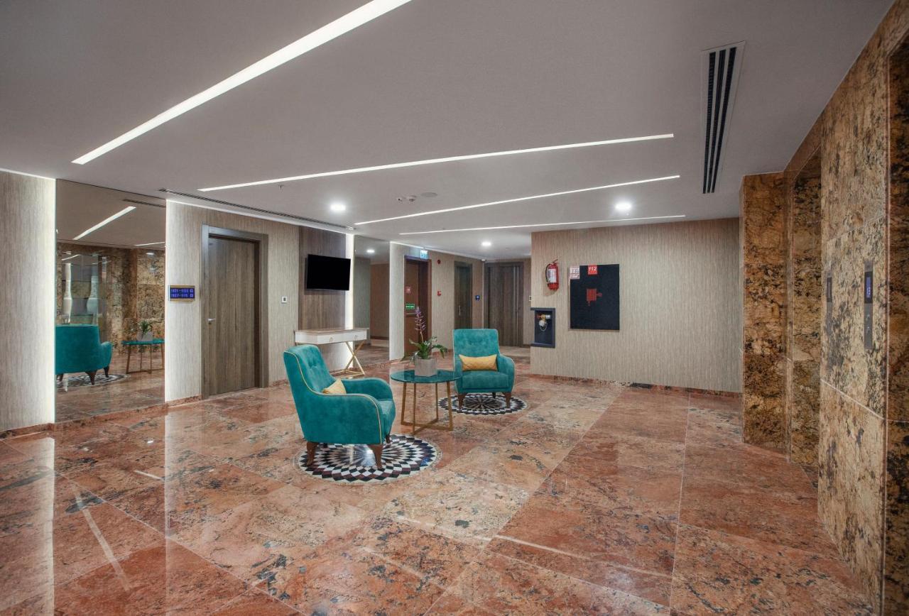 Royal Tulip Hotel & Casino, Tbilisi Ngoại thất bức ảnh Lobby