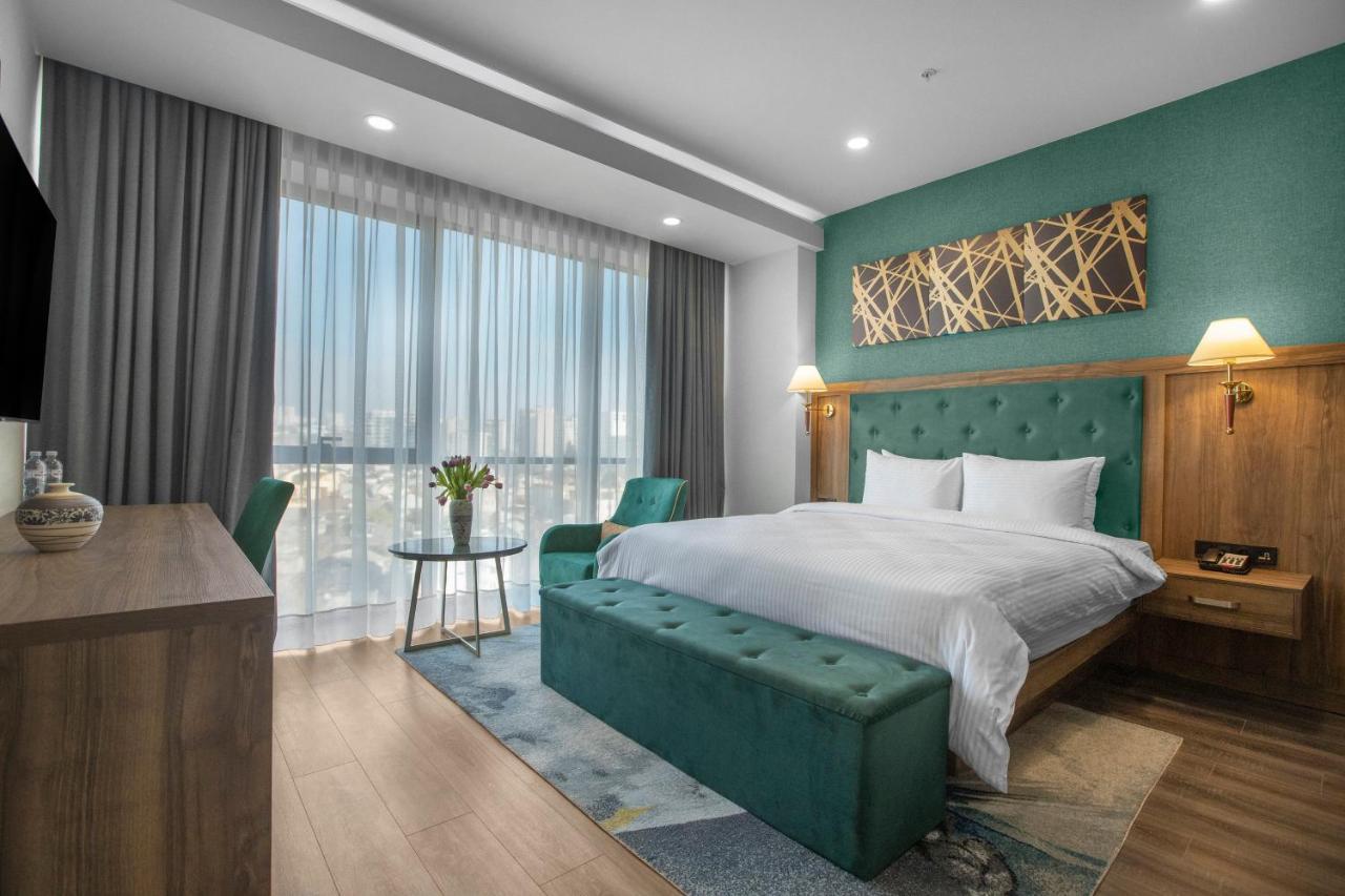 Royal Tulip Hotel & Casino, Tbilisi Ngoại thất bức ảnh
